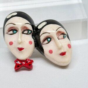 Vintage brooch, 2 flapper style faces